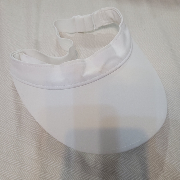 LULULEMON hat in white - Picture 8 of 16